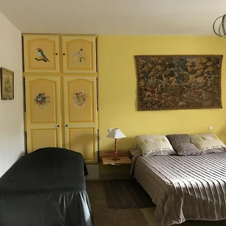 D'hotes La Brunetiere Bed & Breakfast