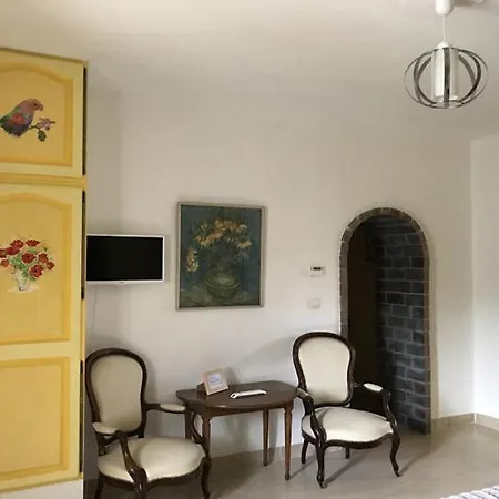 D'hotes La Brunetiere Bed & Breakfast
